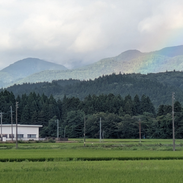 小月野揚水機場と虹